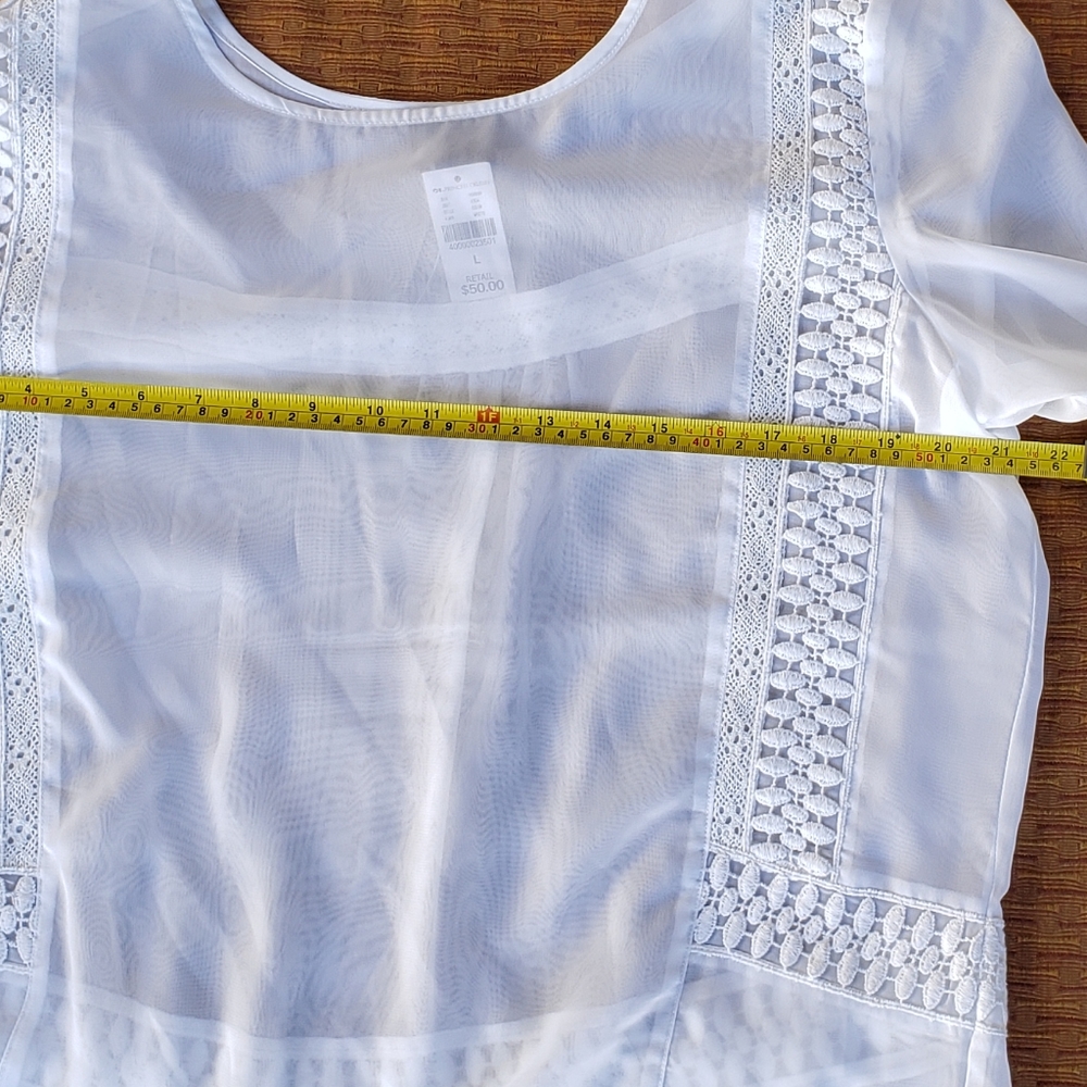 White sheer top - Picture 5 of 6